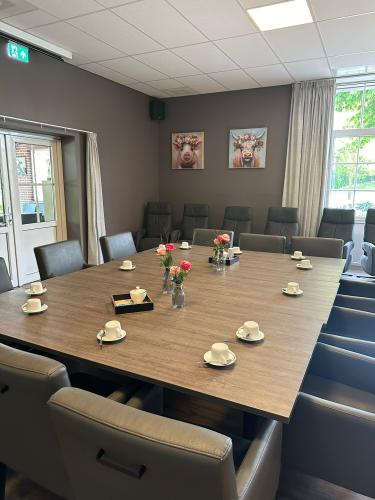 Tafel gedekt op de zorgboerderij