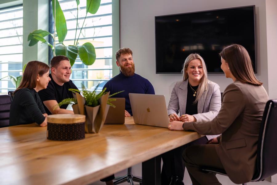 Cross Internet digital agency