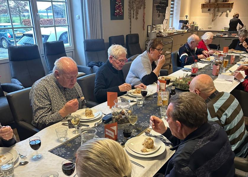 Samen eten op de dagbesteding